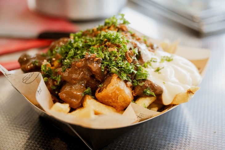 In Bildern: farbenfrohe Gerichte, F&B ganz in Schwarz